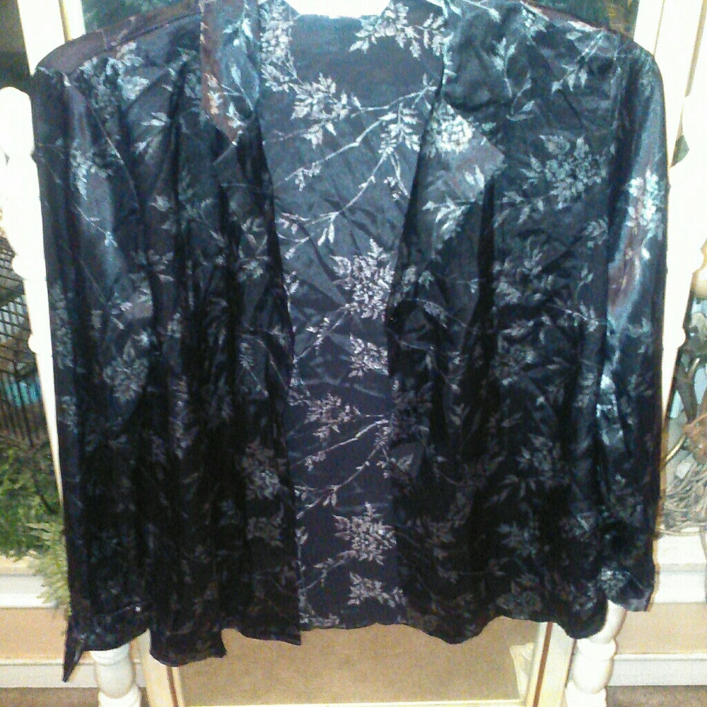 NWOT SzM Victoria Secret Silky Pajama Set